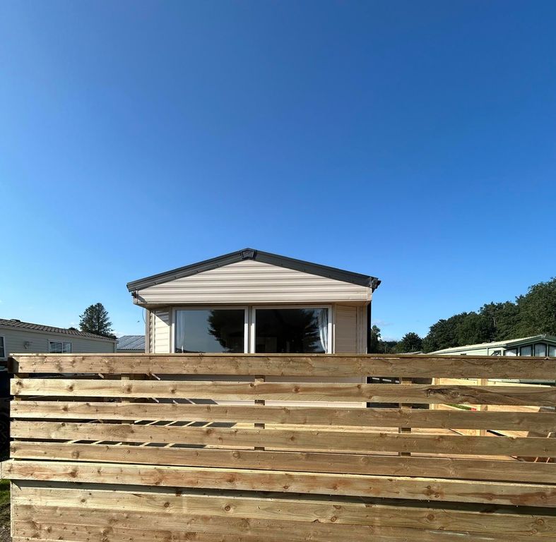 Property photo 1 of 34