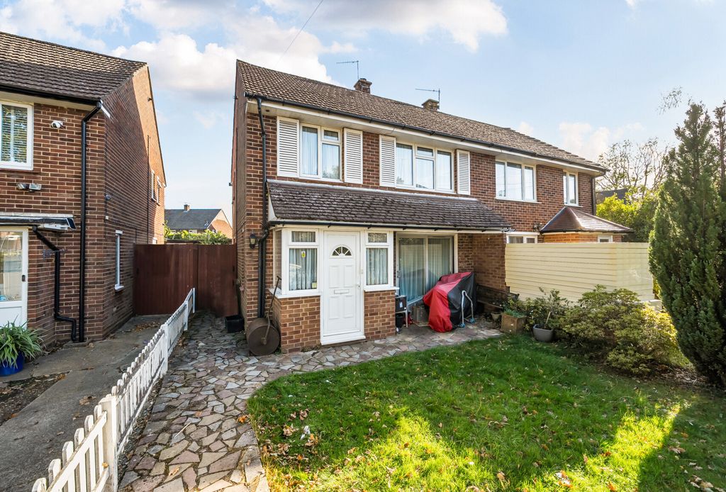 Property photo 1 of 10 1369270-1-68Ff422...