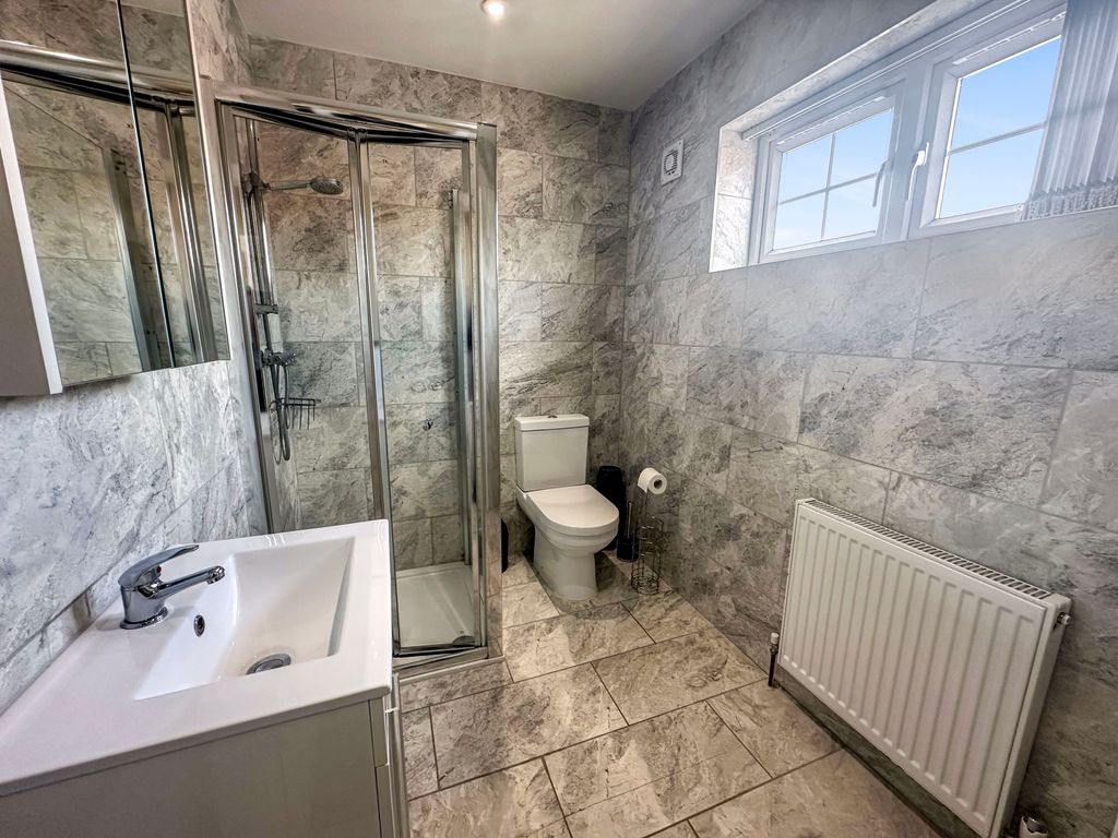 Property photo 2 of 14 Photo 8