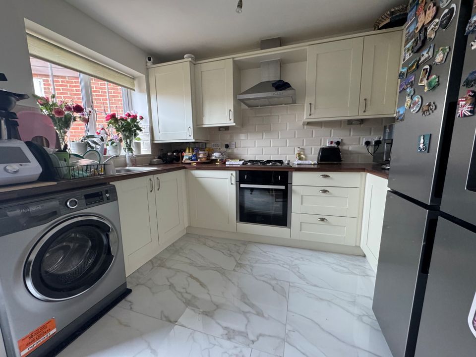 Property photo 2 of 8 1234567