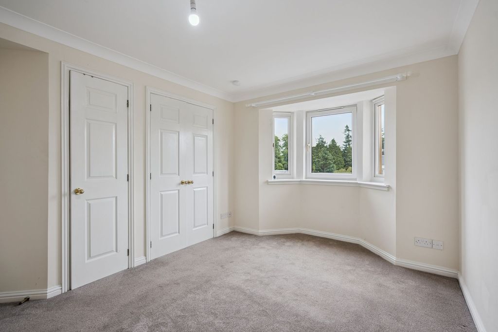 Additional image 6 of 2 bed flat for saleBeechwood Gardens, Stirling FK8