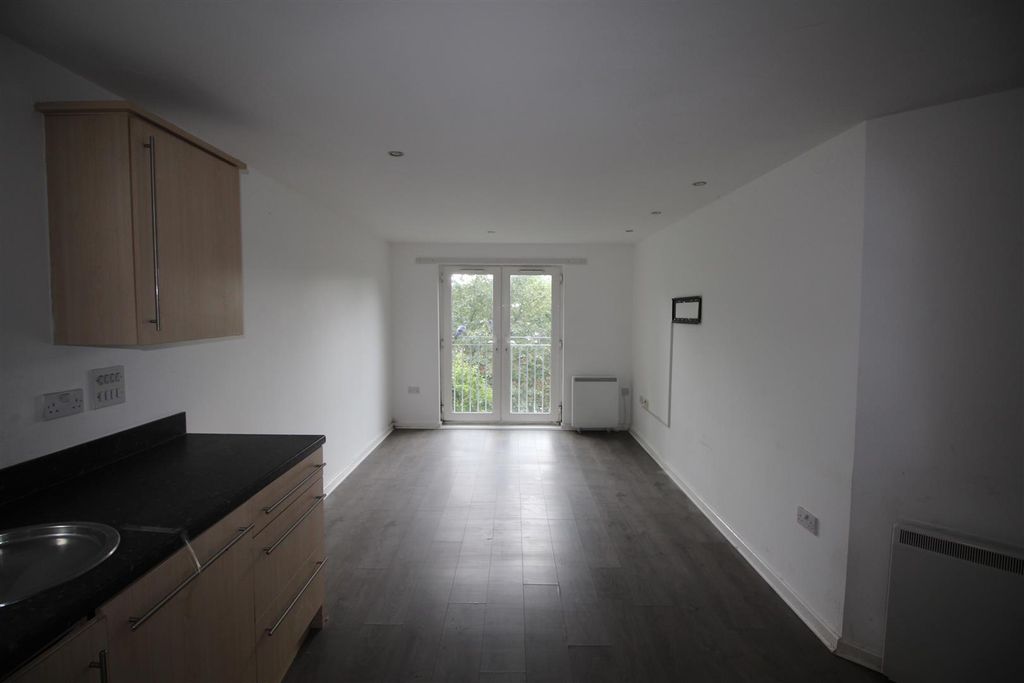 Property photo 2 of 10 Img_3957.Jpg
