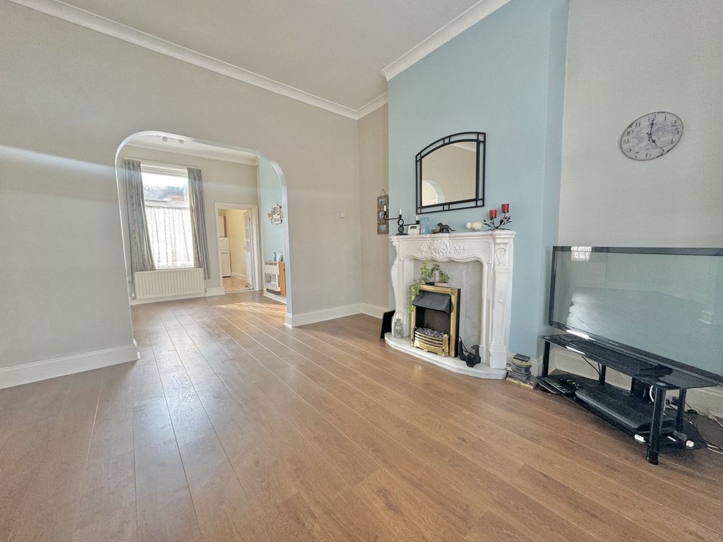 Property photo 2 of 12 Img_9698