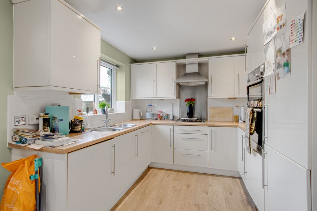 Property photo 3 of 18 Img_7661