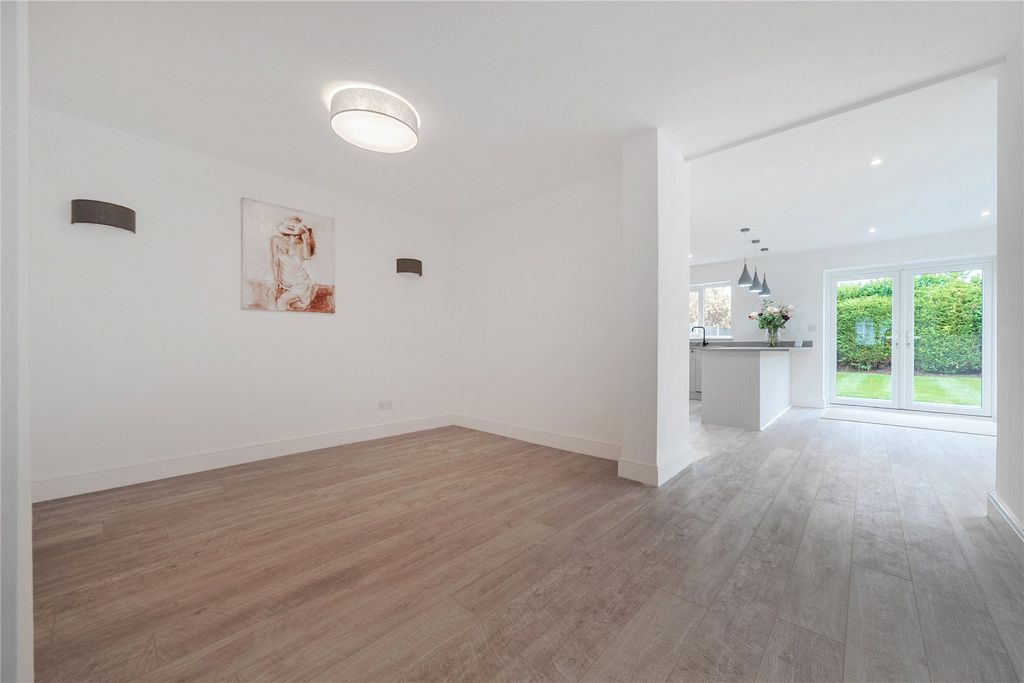 Property photo 3 of 25 Picture No. 16