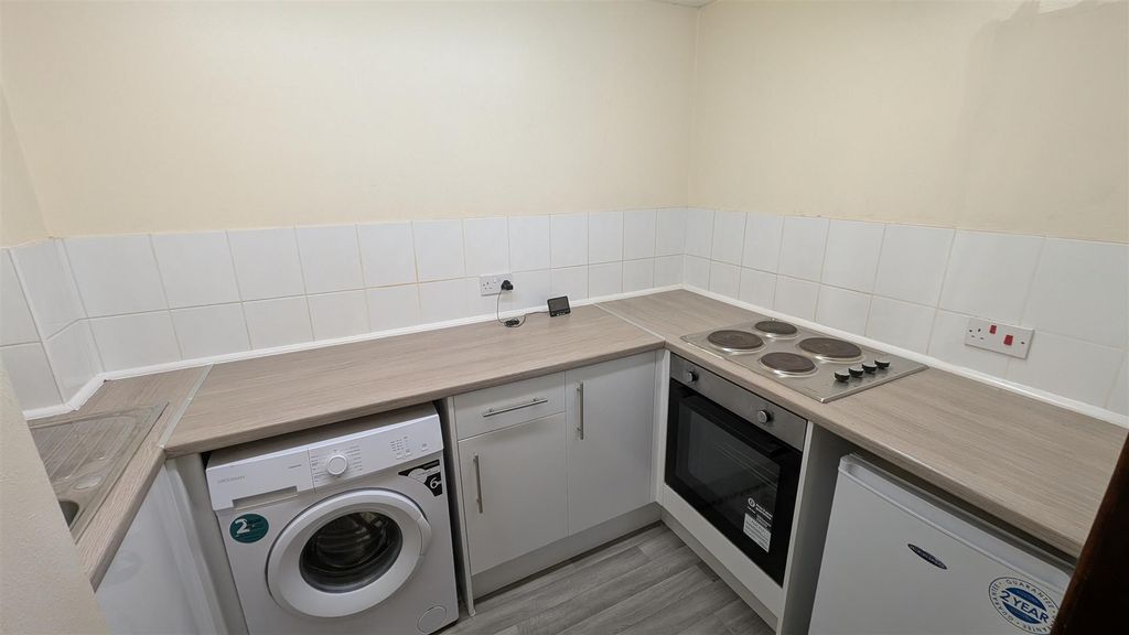 Property photo 2 of 5 Pxl_20260105_115751802.Jpg