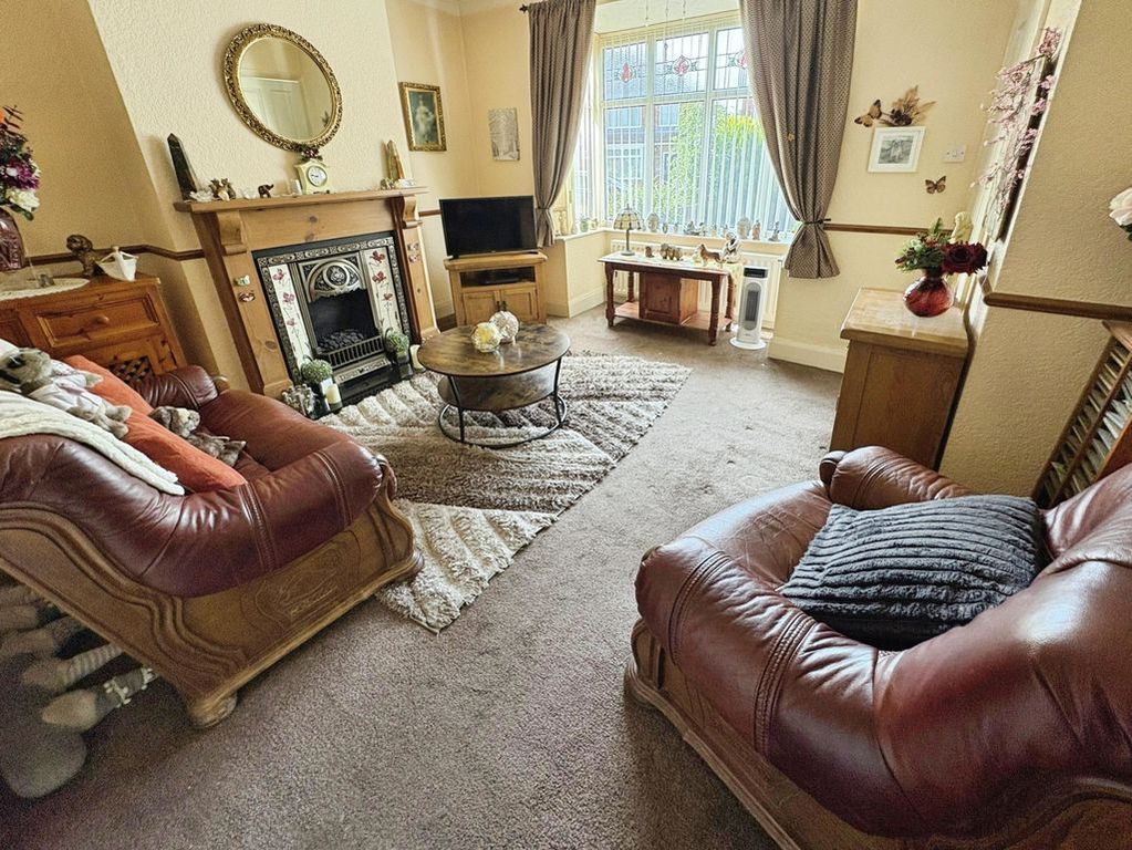 Property photo 2 of 13 Photo 9