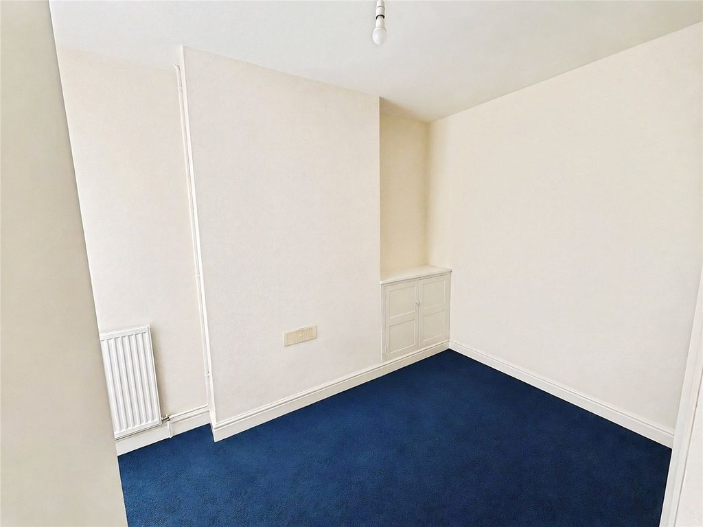 Property photo 3 of 8 Dining Room