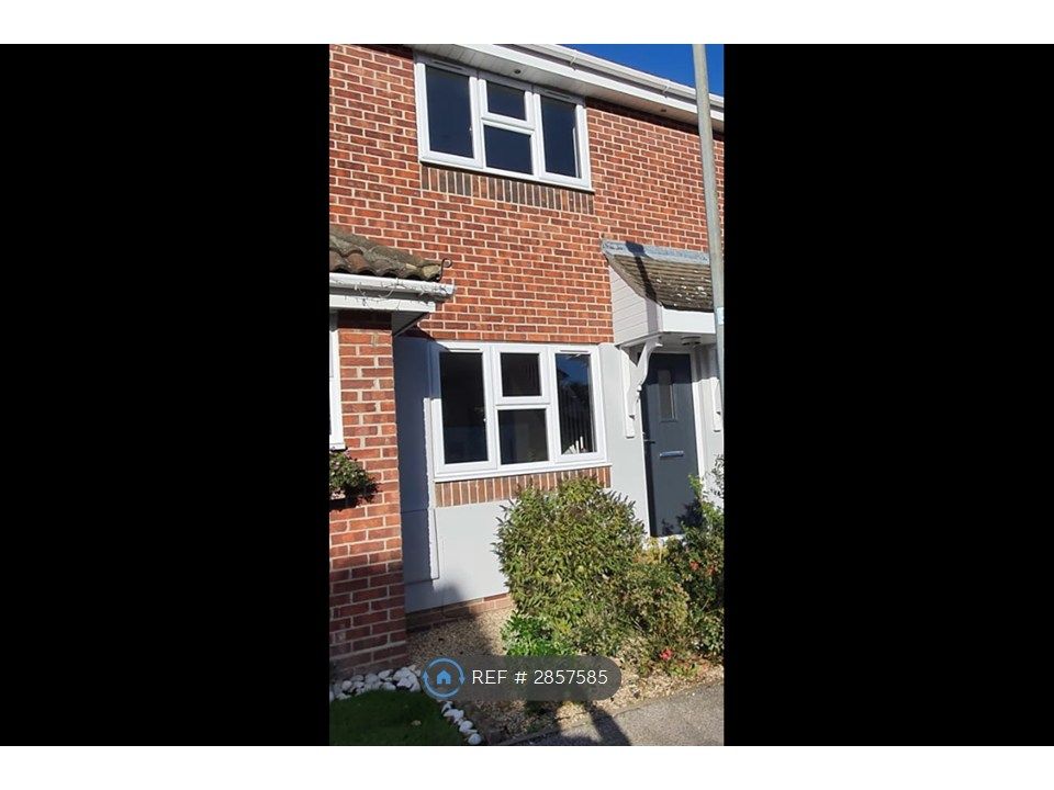 Property photo 2 of 11