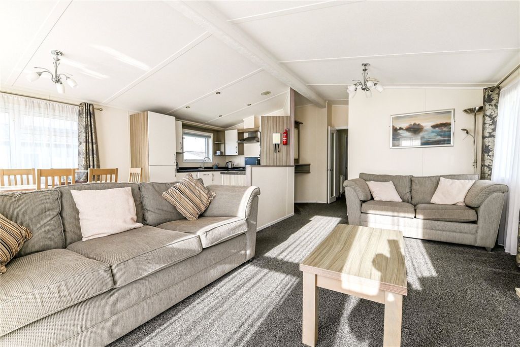 Property photo 2 of 15 Picture No. 03