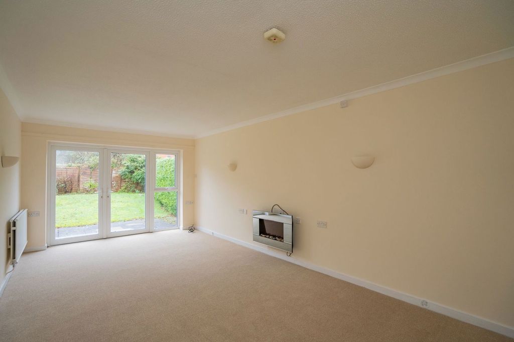 Property photo 3 of 15