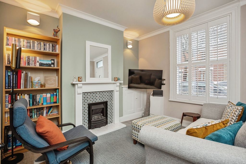 Property photo 2 of 21 Pbox-Img.Jpg