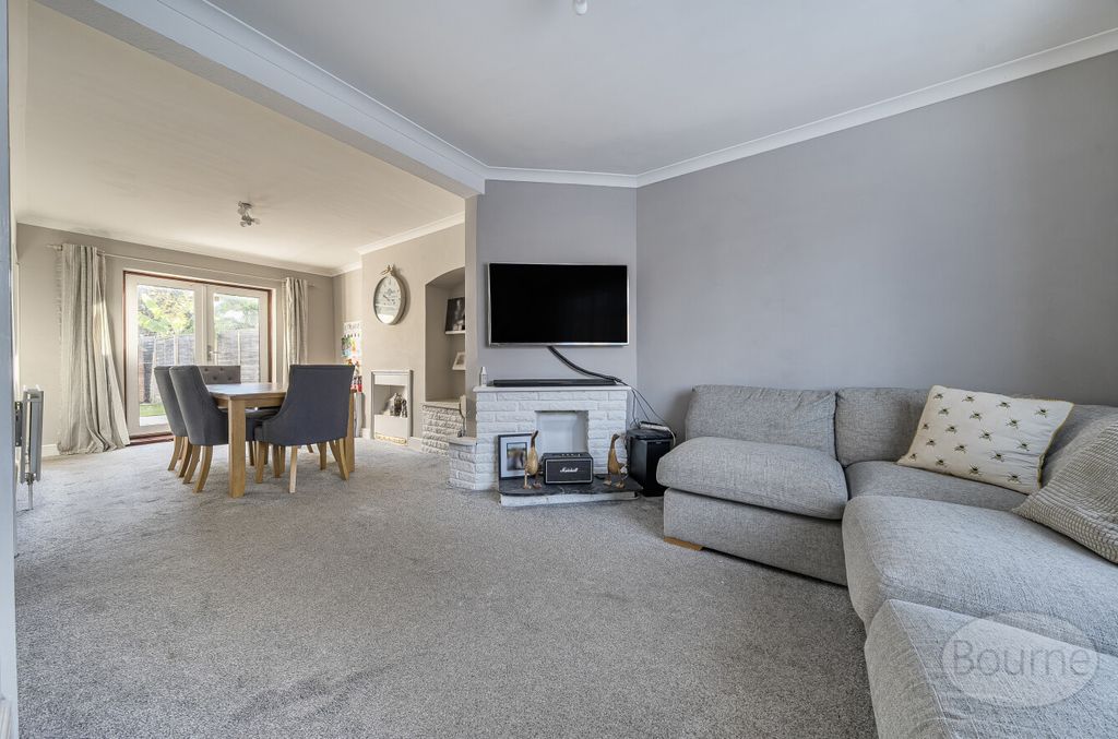 Property photo 2 of 15 85F278c8-3c45-44c...