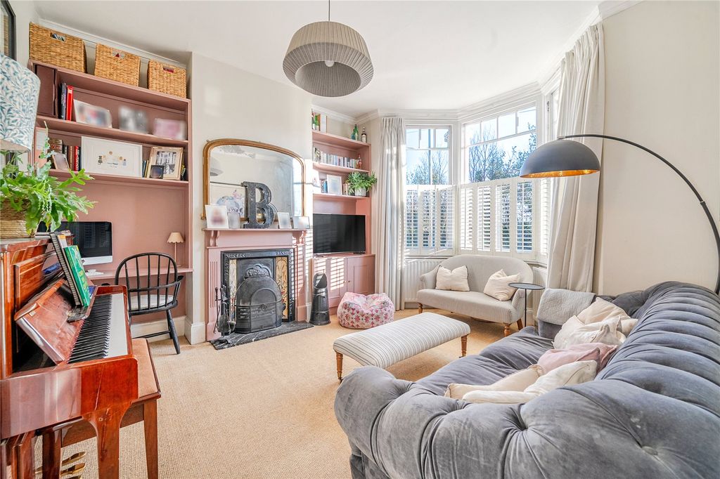 Property photo 2 of 16 Picture No. 05