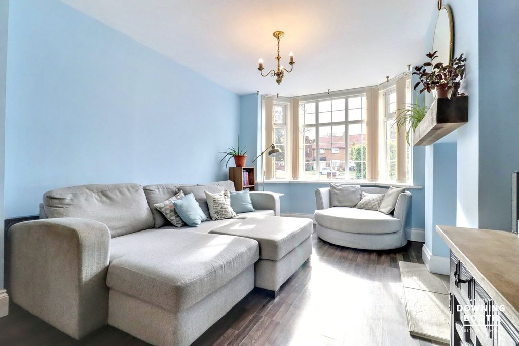 Property photo 3 of 23