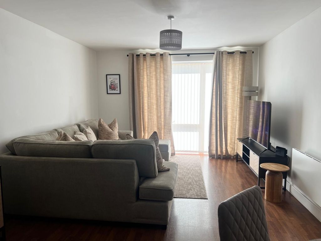 Property photo 2 of 5