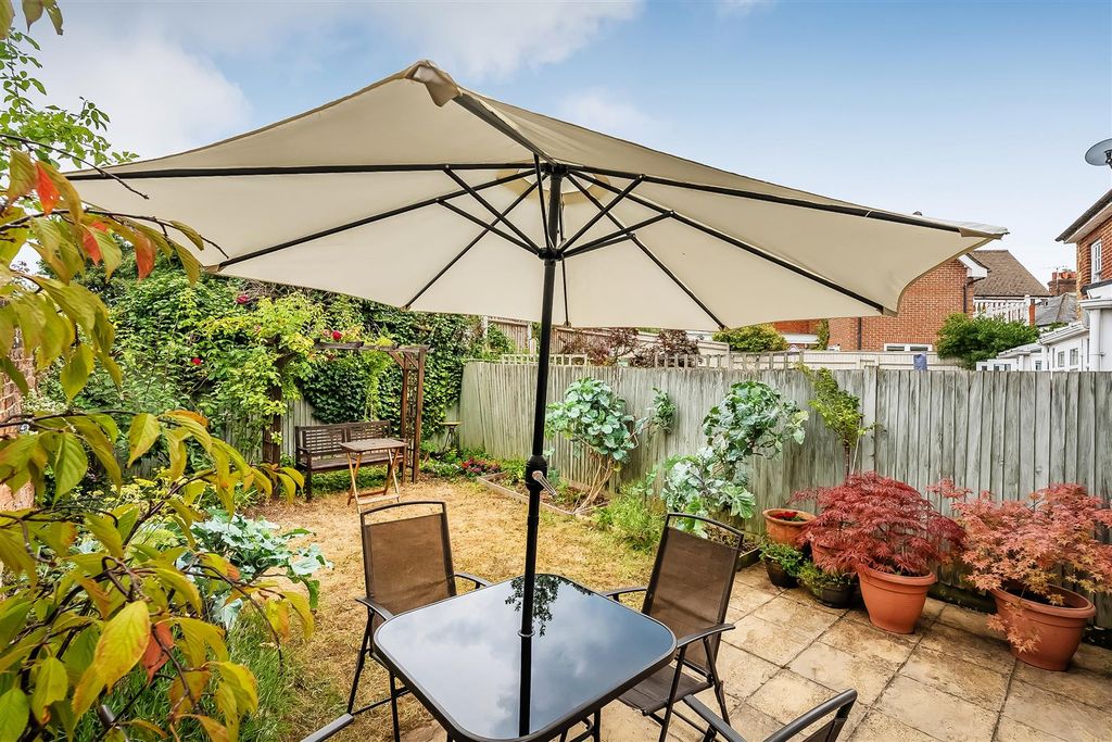 Property photo 2 of 19 4-Highlands-Mews-2.Jpg