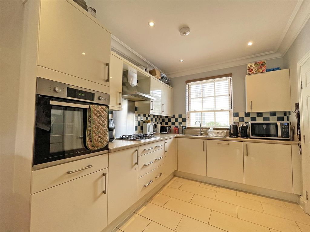 Property photo 3 of 9 Beagle Road 4 - Kitchen Fp.Jpg