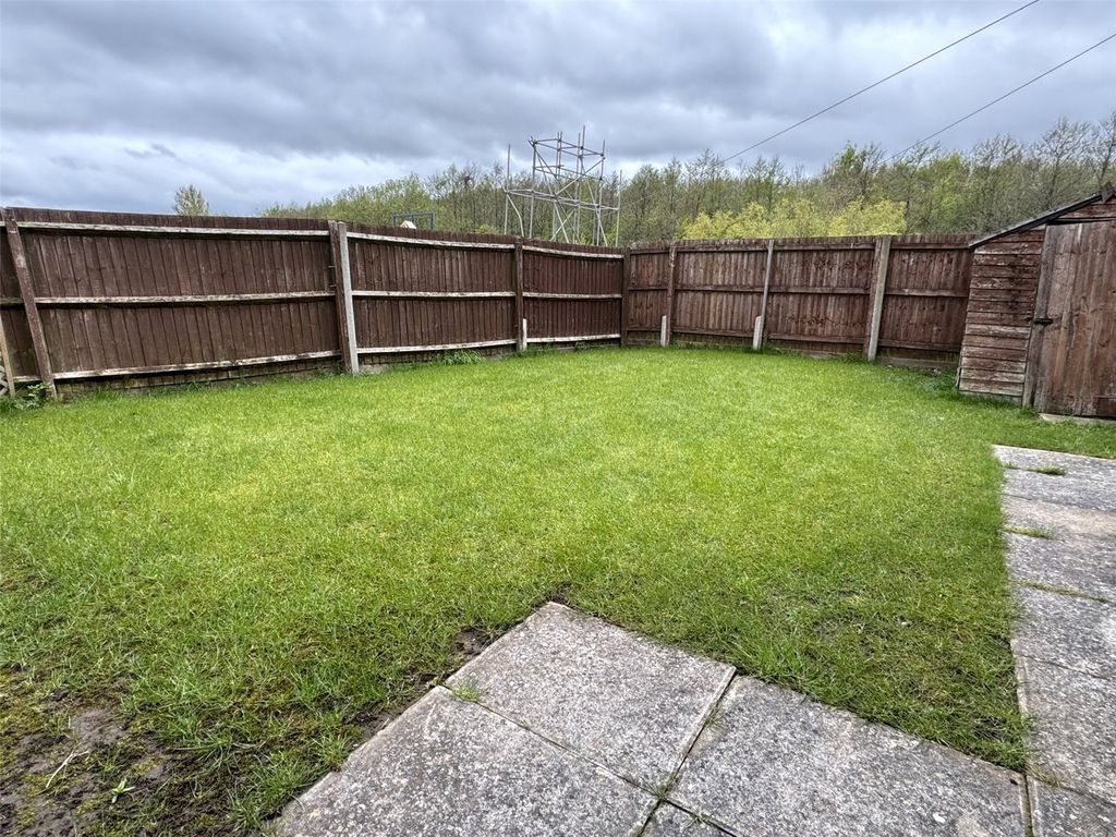 Property photo 3 of 19 Picture No. 23