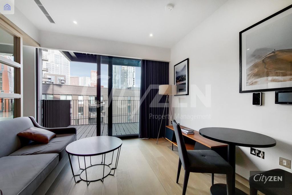 Property photo 1 of 10 Studio Suite