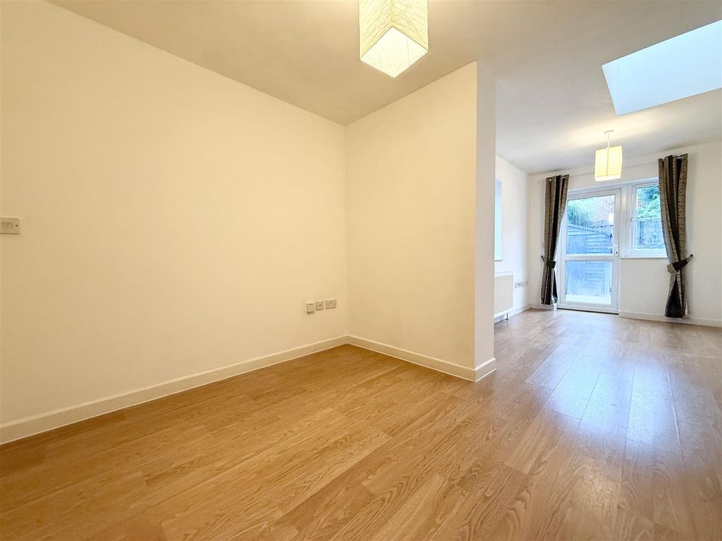 Property photo 2 of 18 Img_E8734.Jpg