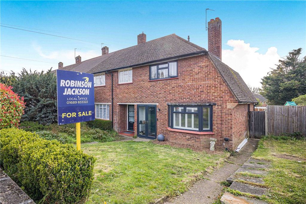 Property photo 1 of 17 Picture No. 14