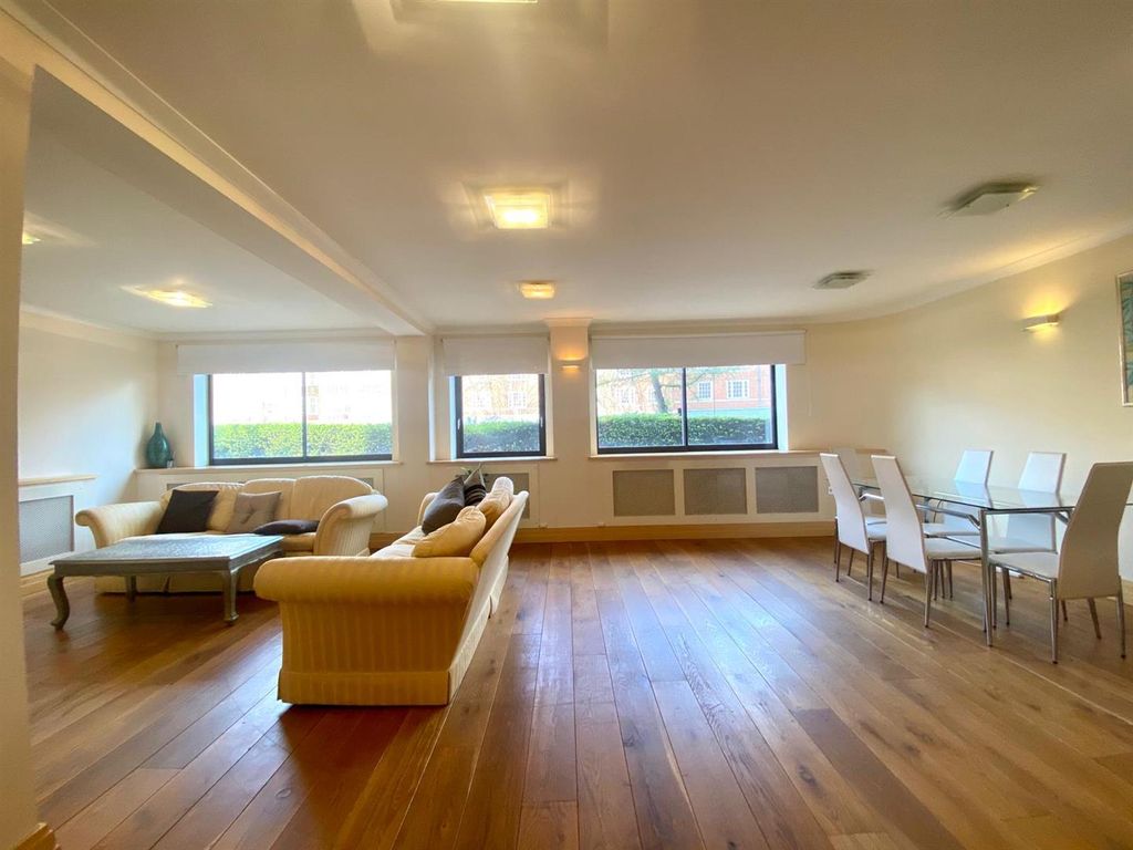 Property photo 3 of 10 Im7.Jpg