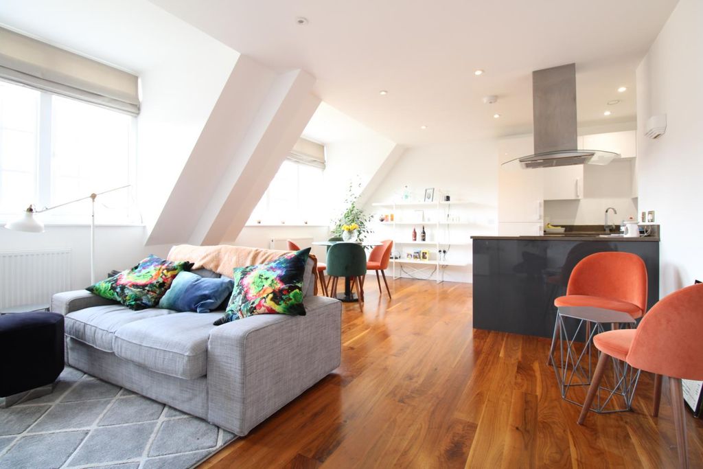 Property photo 2 of 16 Img_3901