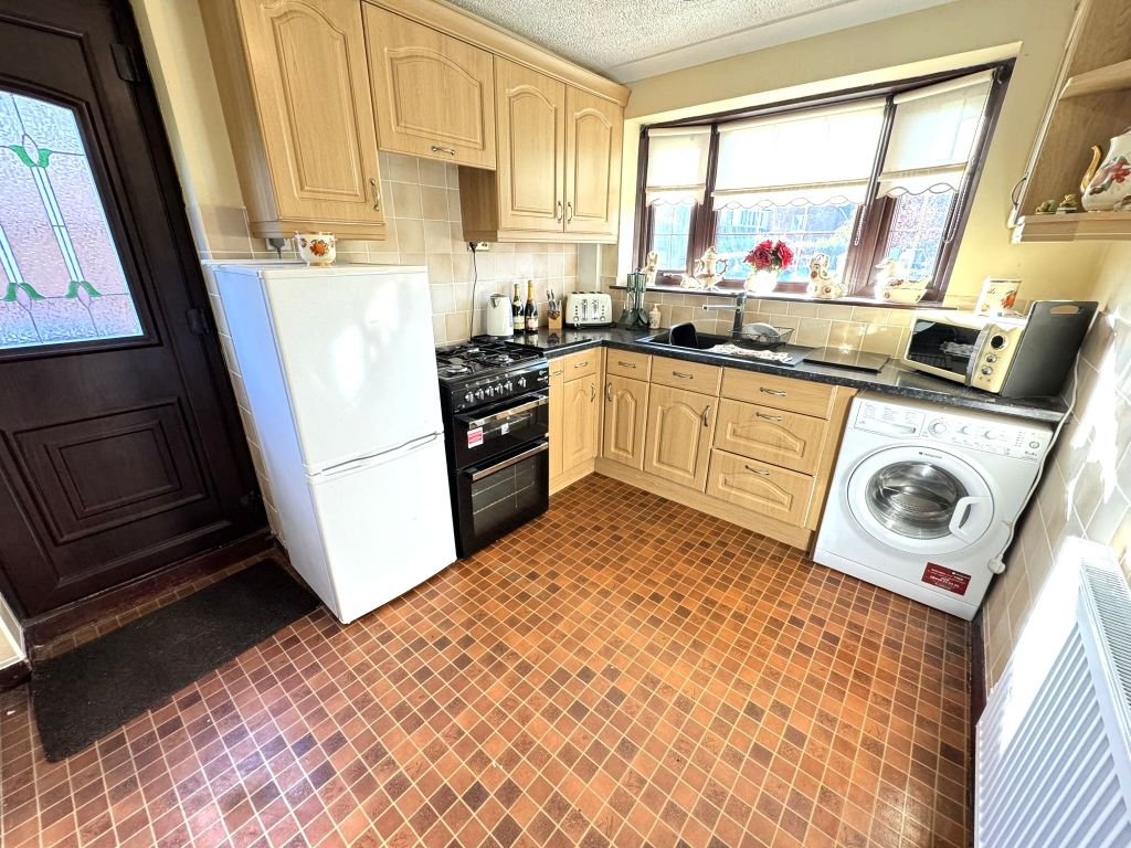 Property photo 2 of 16