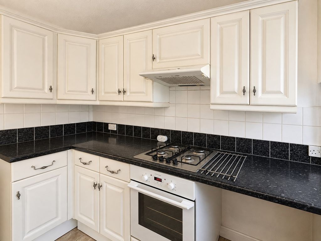 Property photo 2 of 13