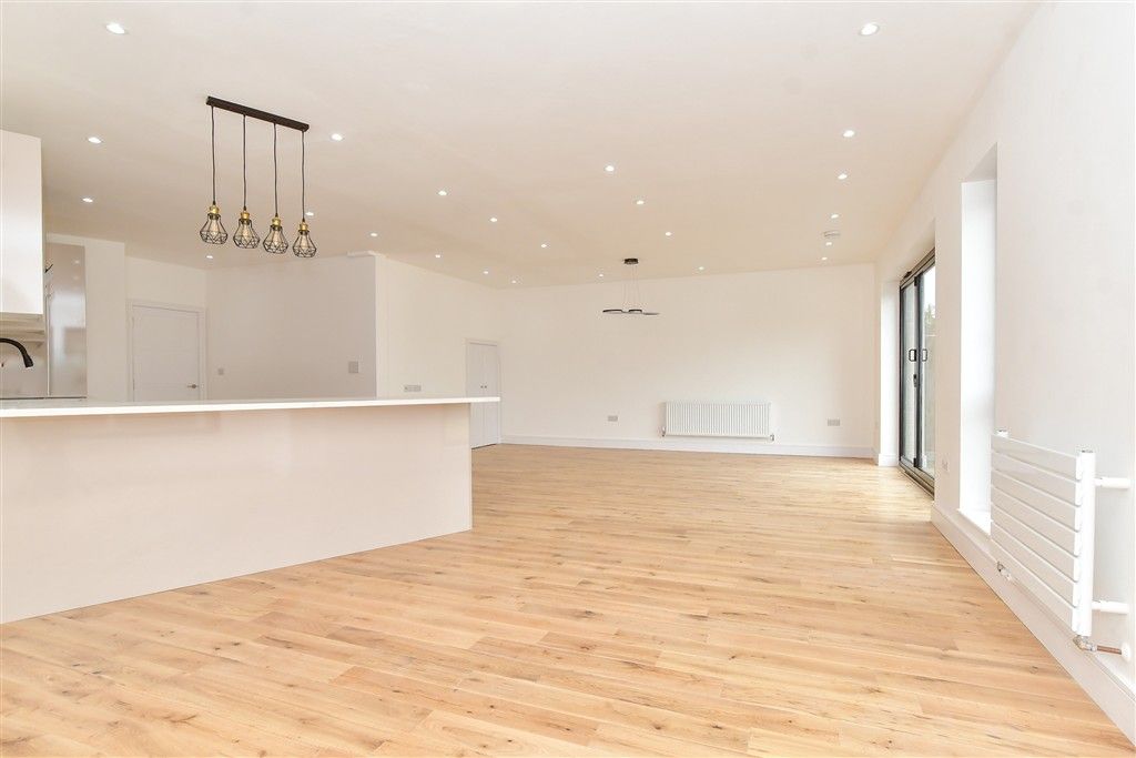 Property photo 3 of 15 Lounge/Diner/Kitchen