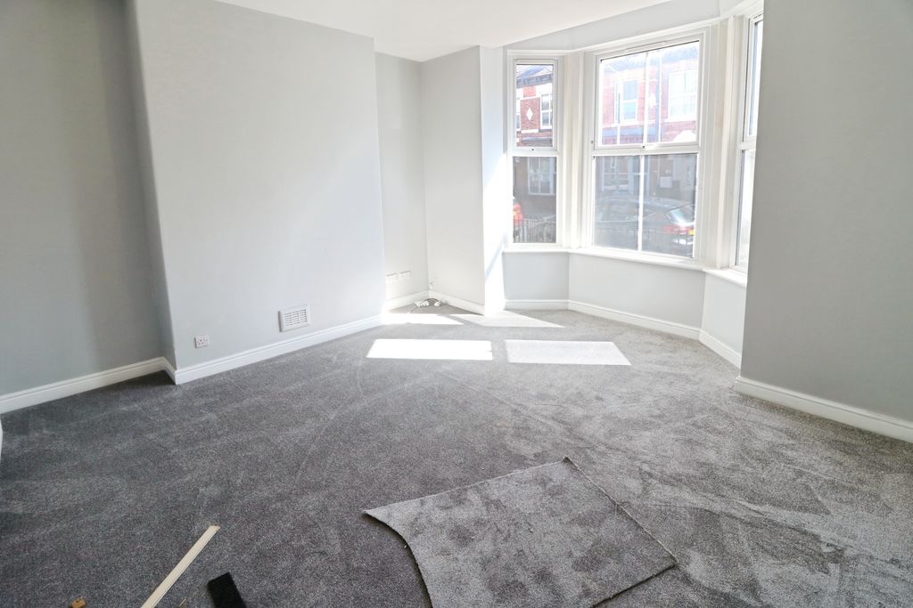 Property photo 2 of 6 Photo 4