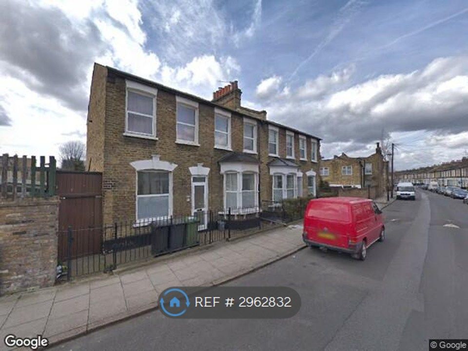 Property photo 2 of 12