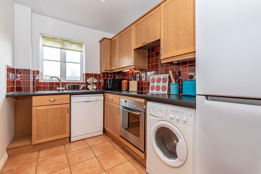 Property photo 2 of 10 Photo 02