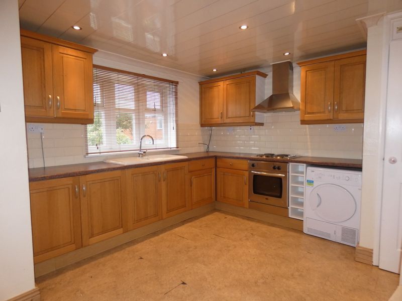 Property photo 2 of 9 Kitchen/Diner