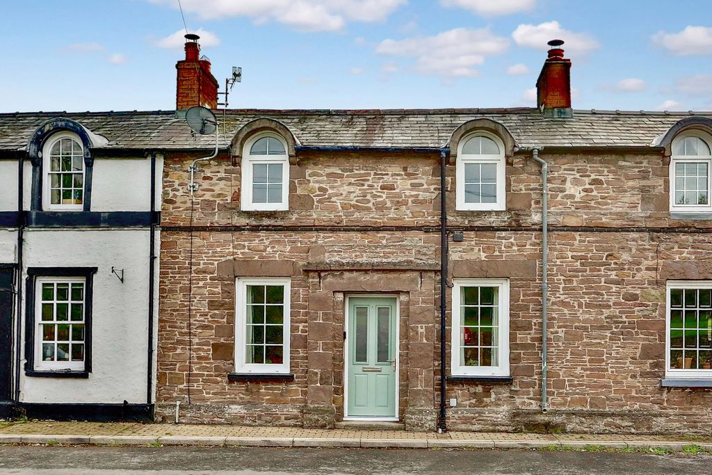 Property photo 1 of 28