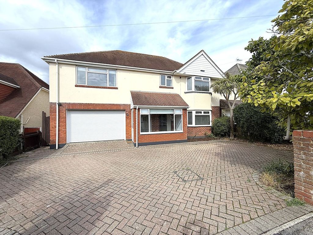 Property photo 1 of 45
