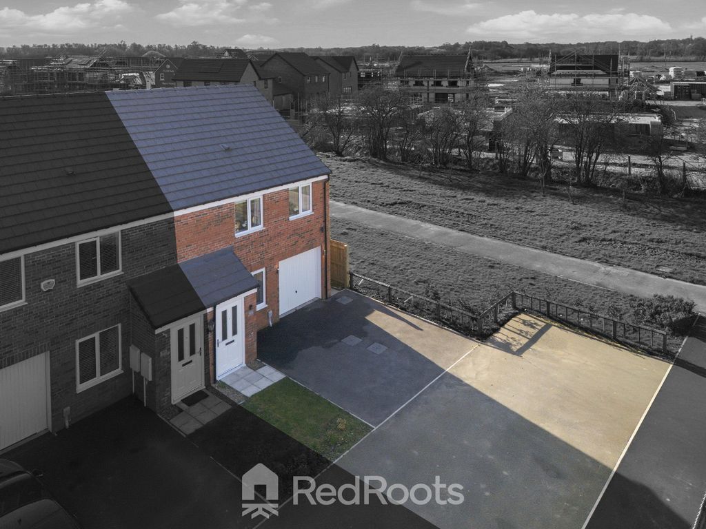 Property photo 1 of 26 4976570