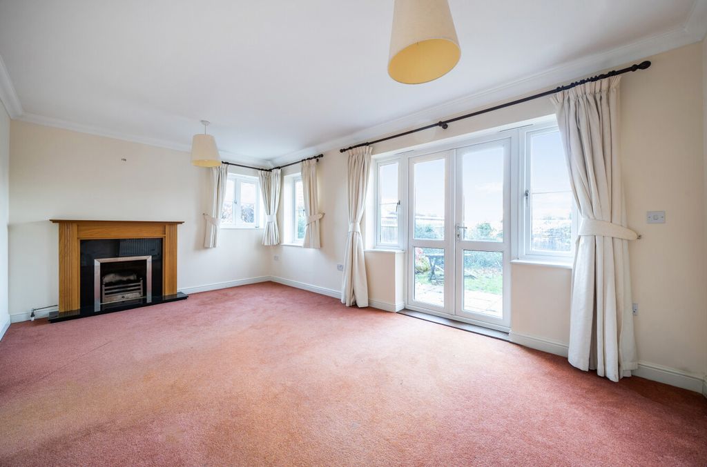 Property photo 2 of 22 1387261-2-693061c...