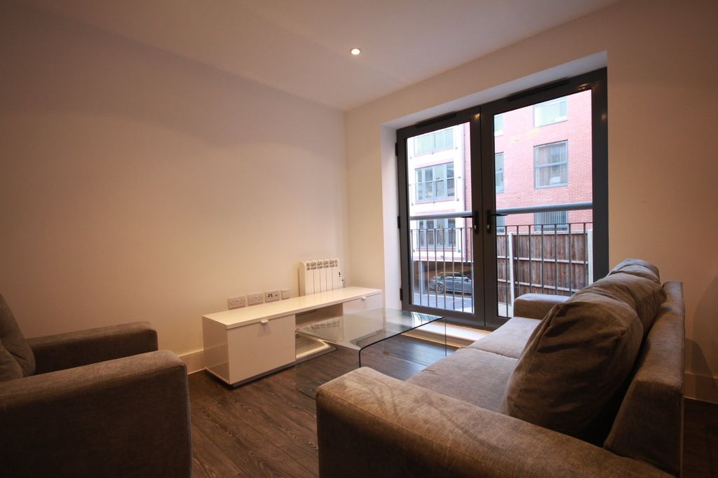 Property photo 2 of 7