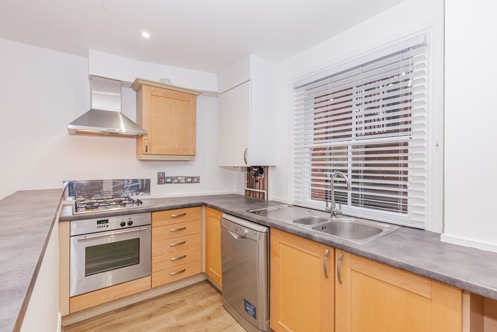Property photo 3 of 10 149470
