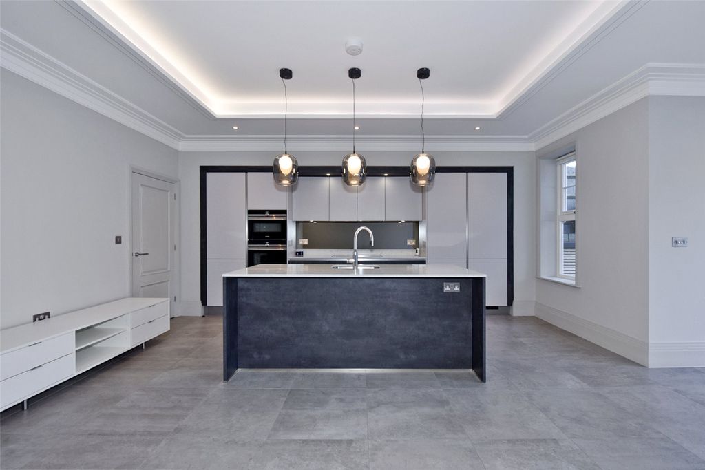 Property photo 2 of 15 Picture No. 36