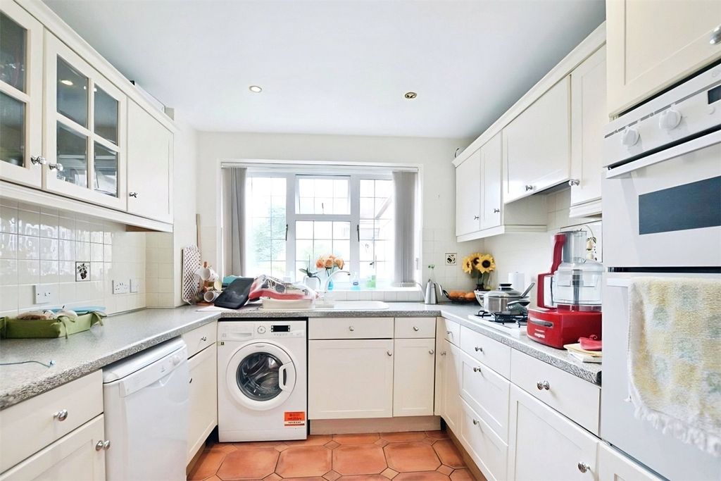 Property photo 3 of 12 Picture No. 37