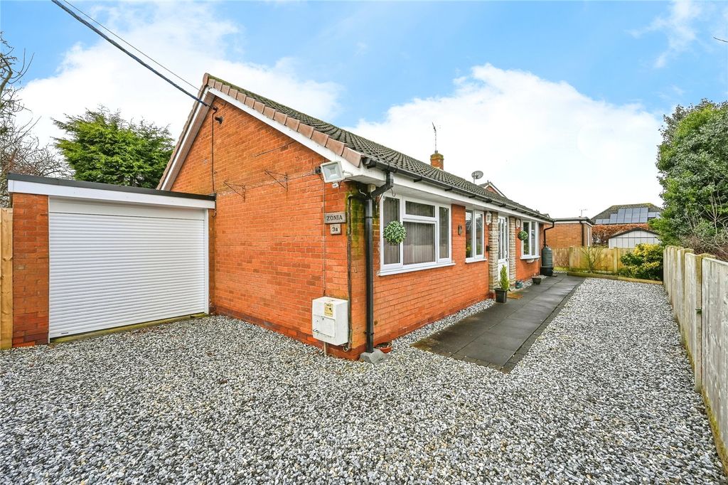 Property photo 2 of 14 Picture No. 15