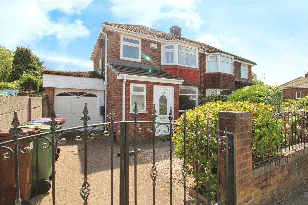 Property photo 1 of 15 Picture No. 11