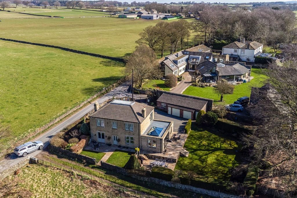 Property photo 1 of 35 86991_North-Lodge-Carlton-Lane   (30)_Low.Jpg