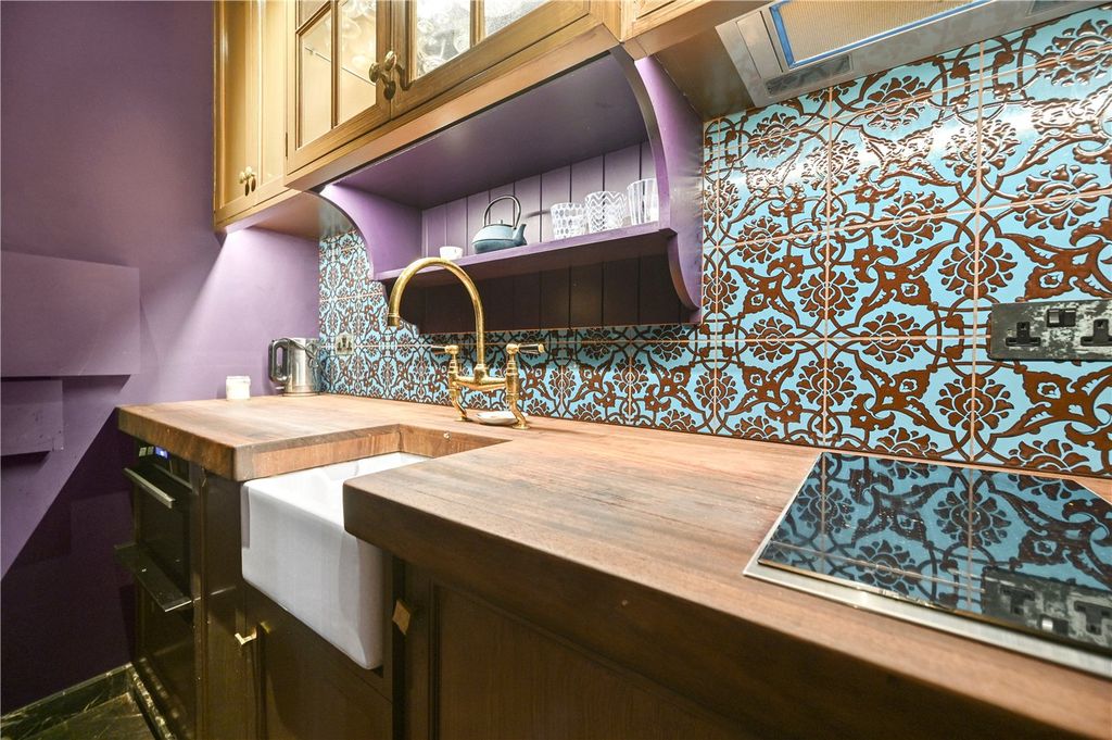 Property photo 3 of 9 Picture No. 16