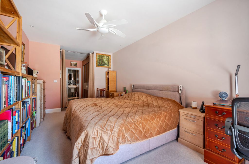 Additional image 9 of 2 bed flat for saleMarine Parade, Worthing, West Sussex BN11