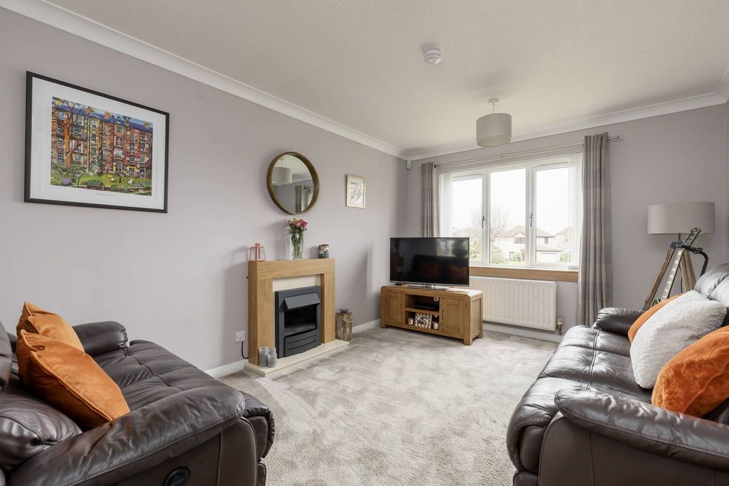 Property photo 2 of 25 Property Image 2