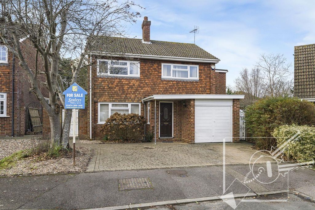 Property photo 1 of 21 Front